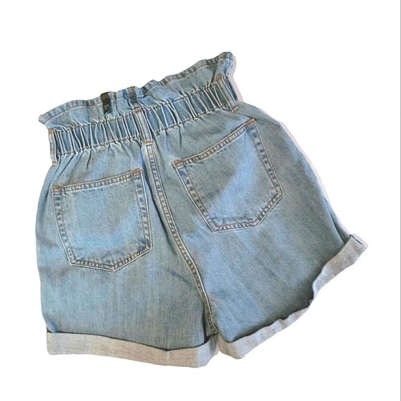 Paper bag high-waisted denim shorts - Picture 2 of 6